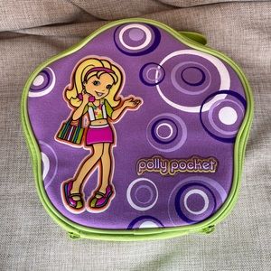 Polly Pocket Vintage Dolls And Rubber Clothes With Carrying Case